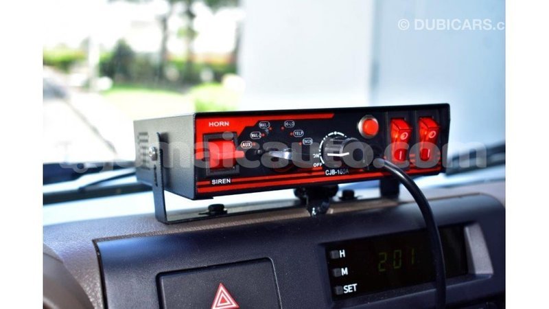 Big with watermark toyota land cruiser clarendon import dubai 2952