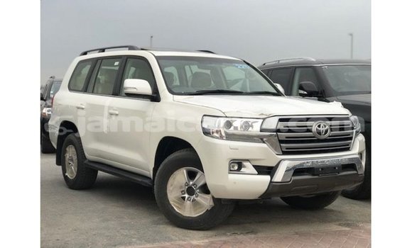 Buy Import Toyota Land Cruiser White Car in Import - Dubai in Clarendon Buy Import Toyota Land Cruiser White Car in Import - Dubai in Clarendon