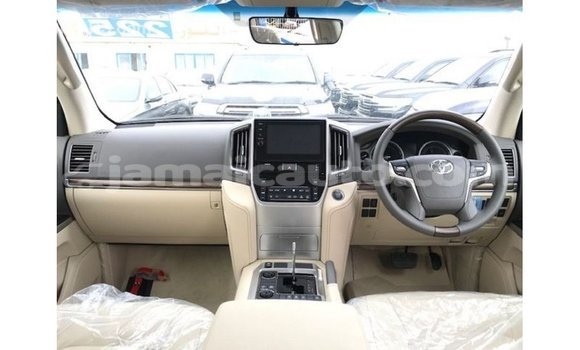 Buy Import Toyota Land Cruiser White Car in Import - Dubai in Clarendon Buy Import Toyota Land Cruiser White Car in Import - Dubai in Clarendon