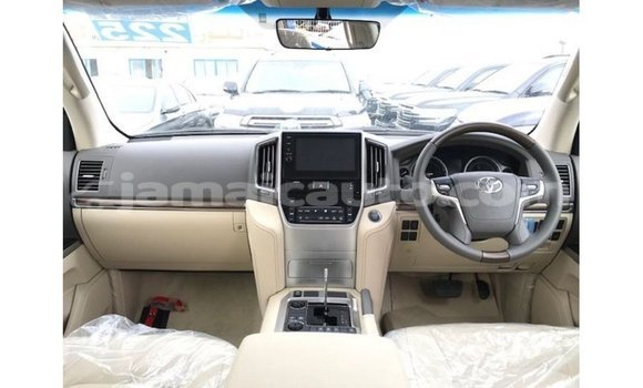 Buy Import Toyota Land Cruiser White Car in Import - Dubai in Clarendon Buy Import Toyota Land Cruiser White Car in Import - Dubai in Clarendon