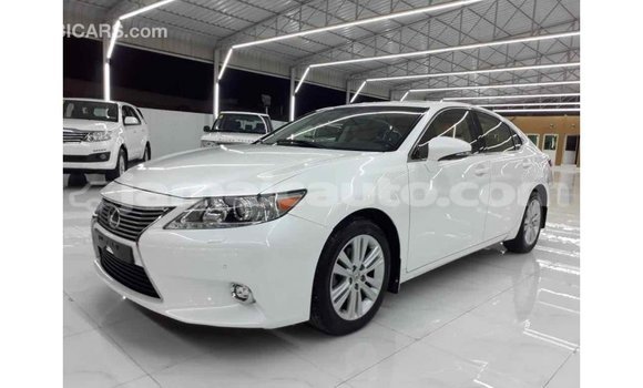 Buy Import Lexus ES White Car in Import - Dubai in Clarendon Buy Import Lexus ES White Car in Import - Dubai in Clarendon