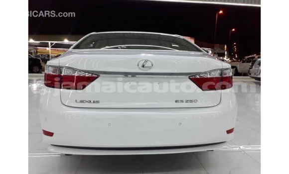 Buy Import Lexus ES White Car in Import - Dubai in Clarendon Buy Import Lexus ES White Car in Import - Dubai in Clarendon