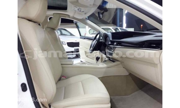 Buy Import Lexus ES White Car in Import - Dubai in Clarendon