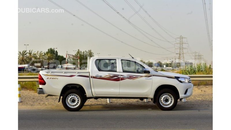 Big with watermark toyota hilux clarendon import dubai 2965