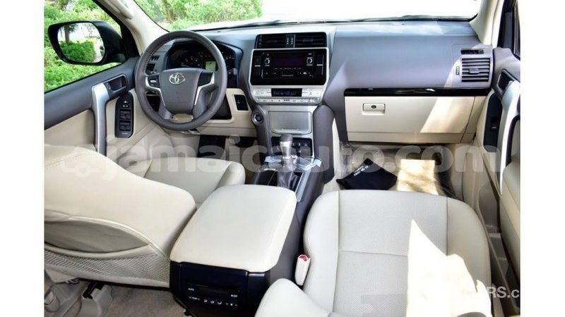 Big with watermark toyota prado clarendon import dubai 2966