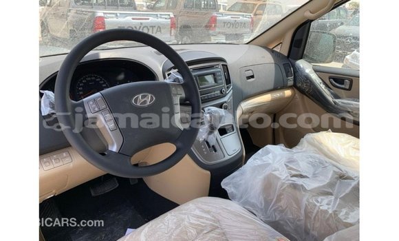Buy Import Hyundai Accent White Car in Import - Dubai in Clarendon Buy Import Hyundai Accent White Car in Import - Dubai in Clarendon