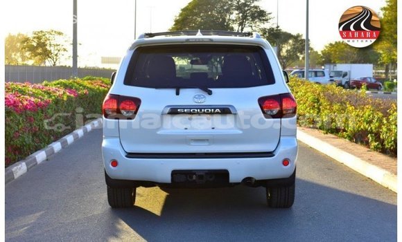 Buy Import Toyota Sequoia White Car in Import - Dubai in Clarendon Buy Import Toyota Sequoia White Car in Import - Dubai in Clarendon