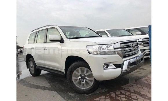 Buy Import Toyota Land Cruiser White Car in Import - Dubai in Clarendon Buy Import Toyota Land Cruiser White Car in Import - Dubai in Clarendon