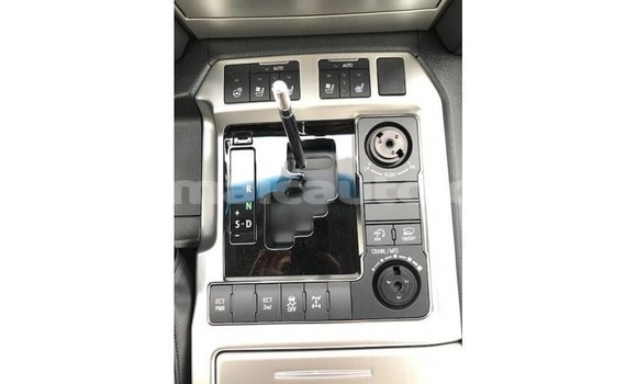 Buy Import Toyota Land Cruiser White Car in Import - Dubai in Clarendon Buy Import Toyota Land Cruiser White Car in Import - Dubai in Clarendon