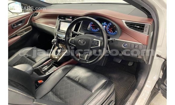 Buy Import Toyota Harrier White Car in Import - Dubai in Clarendon Buy Import Toyota Harrier White Car in Import - Dubai in Clarendon