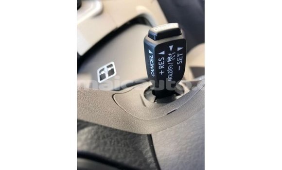 Buy Import Toyota Prado White Car in Import - Dubai in Clarendon Buy Import Toyota Prado White Car in Import - Dubai in Clarendon