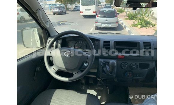 Buy Import Toyota Hiace White Car in Import - Dubai in Clarendon Buy Import Toyota Hiace White Car in Import - Dubai in Clarendon