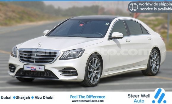 Acheter Import Voiture Mercedes-Benz 190 (W201) Blanc à Import - Dubai, Clarendon Acheter Import Voiture Mercedes-Benz 190 (W201) Blanc à Import - Dubai, Clarendon