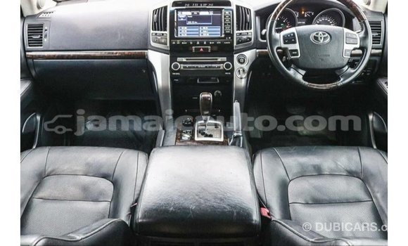 Buy Import Toyota Land Cruiser White Car in Import - Dubai in Clarendon Buy Import Toyota Land Cruiser White Car in Import - Dubai in Clarendon