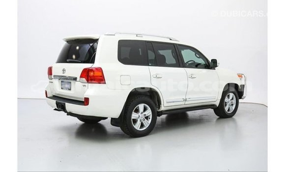 Buy Import Toyota Land Cruiser White Car in Import - Dubai in Clarendon Buy Import Toyota Land Cruiser White Car in Import - Dubai in Clarendon
