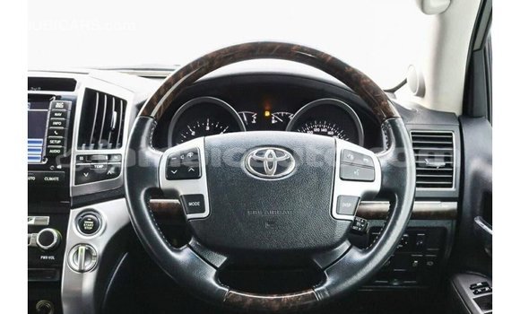 Buy Import Toyota Land Cruiser White Car in Import - Dubai in Clarendon Buy Import Toyota Land Cruiser White Car in Import - Dubai in Clarendon