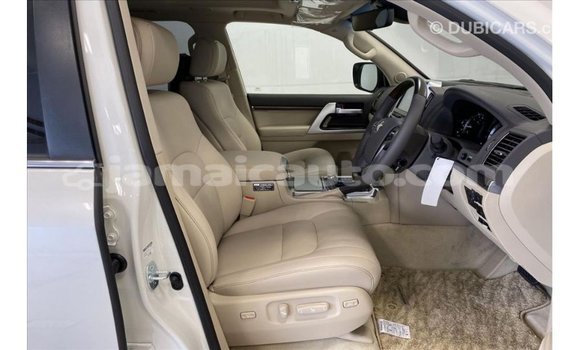 Buy Import Toyota Land Cruiser White Car in Import - Dubai in Clarendon Buy Import Toyota Land Cruiser White Car in Import - Dubai in Clarendon