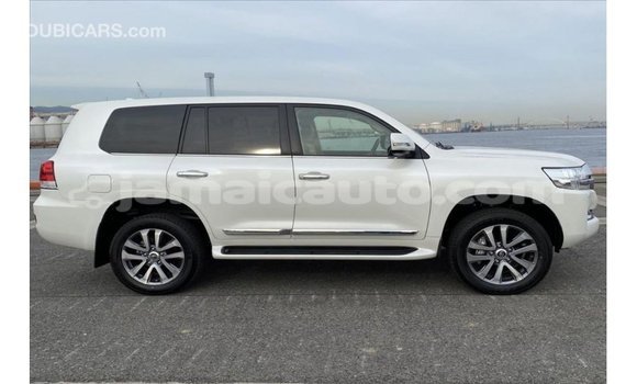 Buy Import Toyota Land Cruiser White Car in Import - Dubai in Clarendon Buy Import Toyota Land Cruiser White Car in Import - Dubai in Clarendon