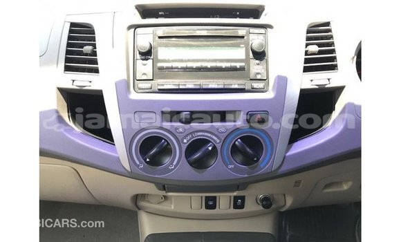 Acheter Import Voiture Toyota Hilux Autre à Import - Dubai, Clarendon Acheter Import Voiture Toyota Hilux Autre à Import - Dubai, Clarendon