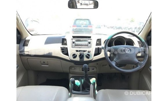 Buy Import Toyota Hilux Other Car in Import - Dubai in Clarendon Buy Import Toyota Hilux Other Car in Import - Dubai in Clarendon