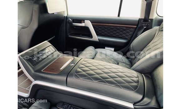 Buy Import Toyota Land Cruiser Black Car in Import - Dubai in Clarendon Buy Import Toyota Land Cruiser Black Car in Import - Dubai in Clarendon
