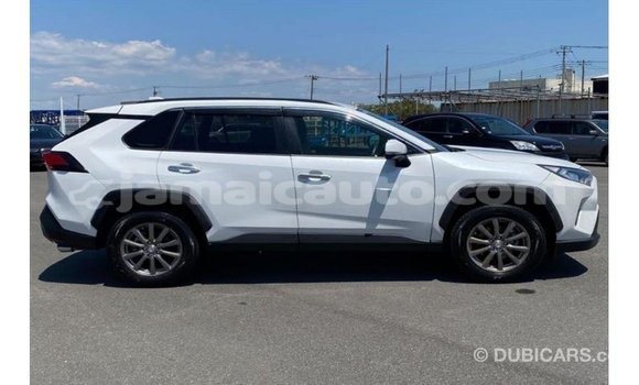 Buy Import Toyota 4Runner White Car in Import - Dubai in Clarendon Buy Import Toyota 4Runner White Car in Import - Dubai in Clarendon