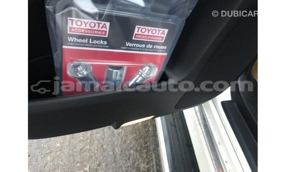 Buy Import Toyota 4Runner White Car in Import - Dubai in Clarendon Buy Import Toyota 4Runner White Car in Import - Dubai in Clarendon