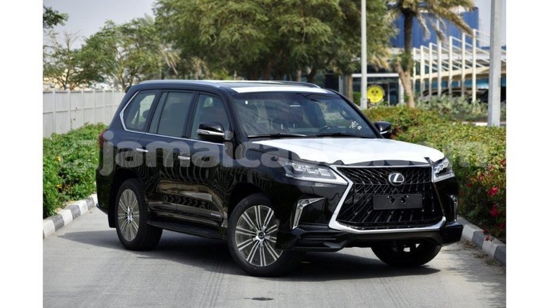 Big with watermark lexus lx clarendon import dubai 3063
