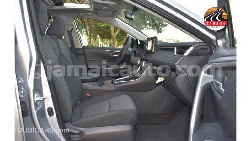 Big with watermark toyota 4runner clarendon import dubai 3070