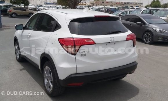 Buy Import Honda C White Bike in Import - Dubai in Clarendon Buy Import Honda C White Bike in Import - Dubai in Clarendon