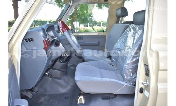 Buy Import Toyota Land Cruiser Beige Car in Import - Dubai in Clarendon Buy Import Toyota Land Cruiser Beige Car in Import - Dubai in Clarendon