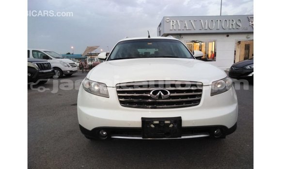 Acheter Import Voiture Infiniti FX Blanc à Import - Dubai, Clarendon Acheter Import Voiture Infiniti FX Blanc à Import - Dubai, Clarendon