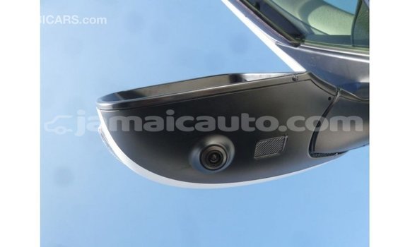 Buy Import Toyota Land Cruiser White Car in Import - Dubai in Clarendon Buy Import Toyota Land Cruiser White Car in Import - Dubai in Clarendon