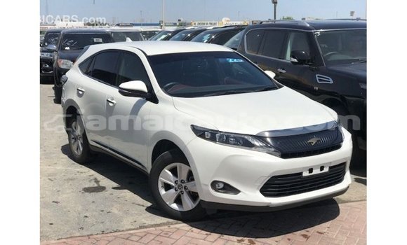 Buy Import Toyota Harrier White Car in Import - Dubai in Clarendon Buy Import Toyota Harrier White Car in Import - Dubai in Clarendon