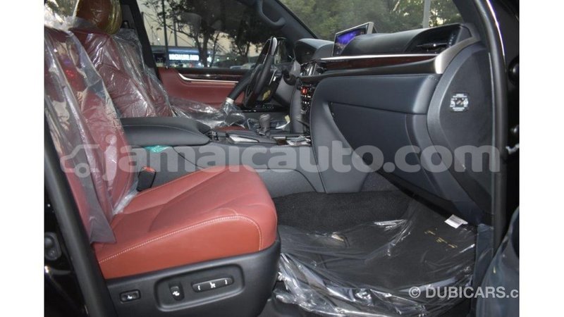 Big with watermark lexus lx clarendon import dubai 3089