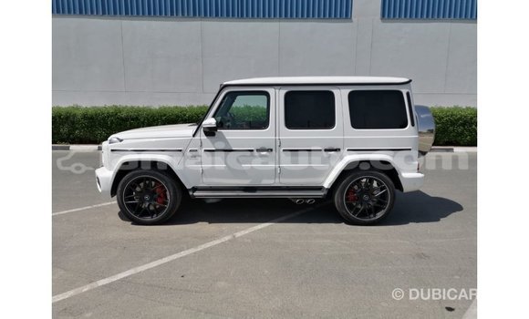 Acheter Import Voiture Mercedes-Benz 190 (W201) Blanc à Import - Dubai, Clarendon Acheter Import Voiture Mercedes-Benz 190 (W201) Blanc à Import - Dubai, Clarendon