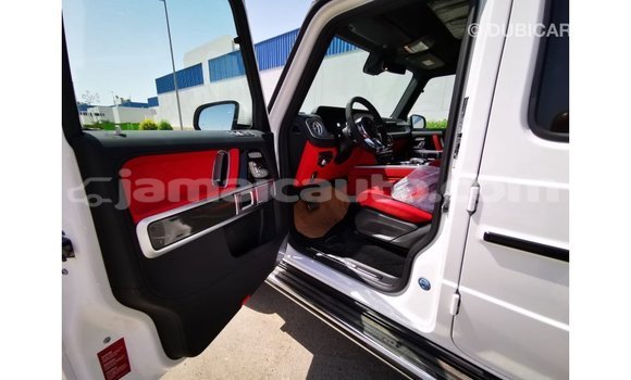 Acheter Import Voiture Mercedes-Benz 190 (W201) Blanc à Import - Dubai, Clarendon Acheter Import Voiture Mercedes-Benz 190 (W201) Blanc à Import - Dubai, Clarendon