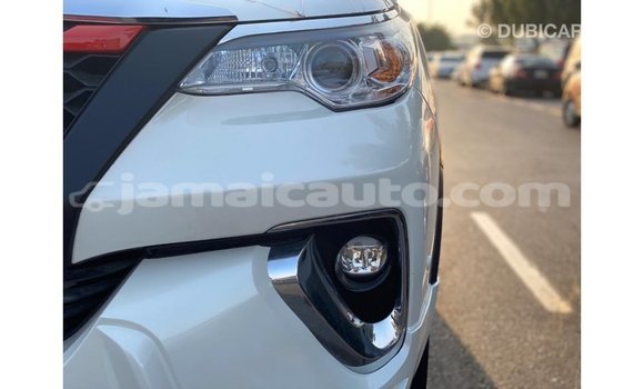 Buy Import Toyota Fortuner White Car in Import - Dubai in Clarendon Buy Import Toyota Fortuner White Car in Import - Dubai in Clarendon