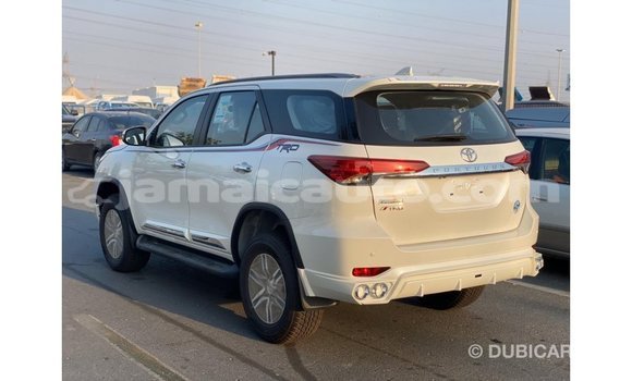 Buy Import Toyota Fortuner White Car in Import - Dubai in Clarendon Buy Import Toyota Fortuner White Car in Import - Dubai in Clarendon