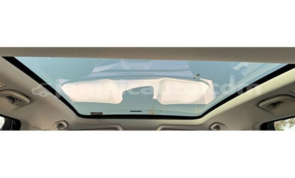 Buy Import Jaguar F-Pace White Car in Import - Dubai in Clarendon Buy Import Jaguar F-Pace White Car in Import - Dubai in Clarendon