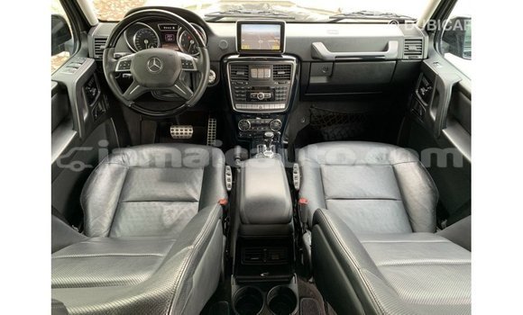 Buy Import Mercedes-Benz 190 (W201) Blue Car in Import - Dubai in Clarendon Buy Import Mercedes-Benz 190 (W201) Blue Car in Import - Dubai in Clarendon