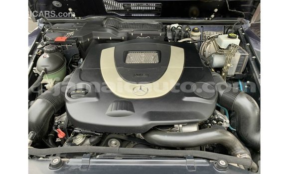 Buy Import Mercedes-Benz 190 (W201) Blue Car in Import - Dubai in Clarendon Buy Import Mercedes-Benz 190 (W201) Blue Car in Import - Dubai in Clarendon