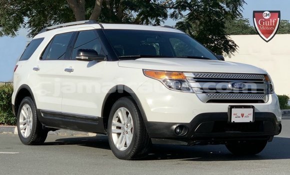 Buy Import Ford Explorer White Car in Import - Dubai in Clarendon
