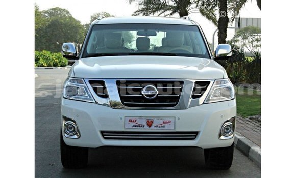 Buy Import Nissan Patrol White Car in Import - Dubai in Clarendon Buy Import Nissan Patrol White Car in Import - Dubai in Clarendon
