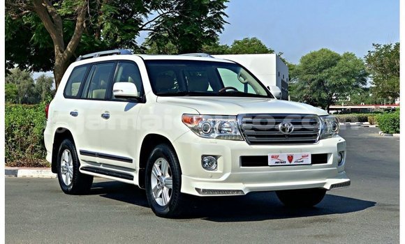 Buy Import Toyota Land Cruiser White Car in Import - Dubai in Clarendon Buy Import Toyota Land Cruiser White Car in Import - Dubai in Clarendon
