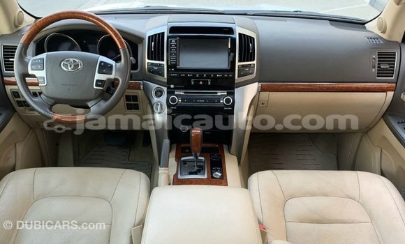 Buy Import Toyota Land Cruiser White Car in Import - Dubai in Clarendon Buy Import Toyota Land Cruiser White Car in Import - Dubai in Clarendon