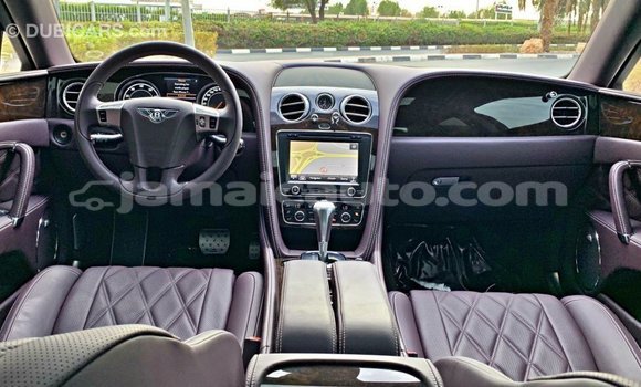 Acheter Import Voiture Bentley Flying Spur Autre à Import - Dubai, Clarendon Acheter Import Voiture Bentley Flying Spur Autre à Import - Dubai, Clarendon