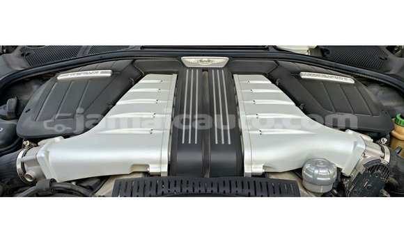 Acheter Import Voiture Bentley Flying Spur Autre à Import - Dubai, Clarendon Acheter Import Voiture Bentley Flying Spur Autre à Import - Dubai, Clarendon