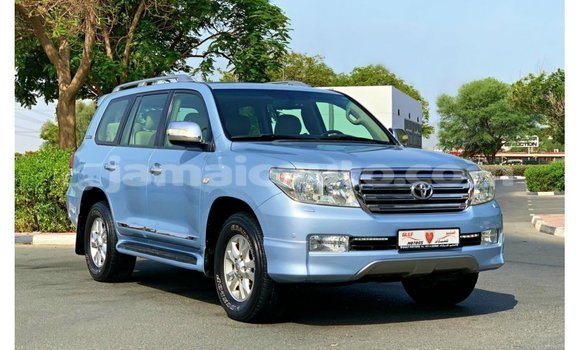 Buy Import Toyota Land Cruiser Blue Car in Import - Dubai in Clarendon