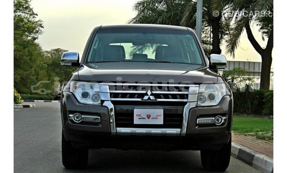 Acheter Import Voiture Mitsubishi Pajero Marron à Import - Dubai, Clarendon Acheter Import Voiture Mitsubishi Pajero Marron à Import - Dubai, Clarendon